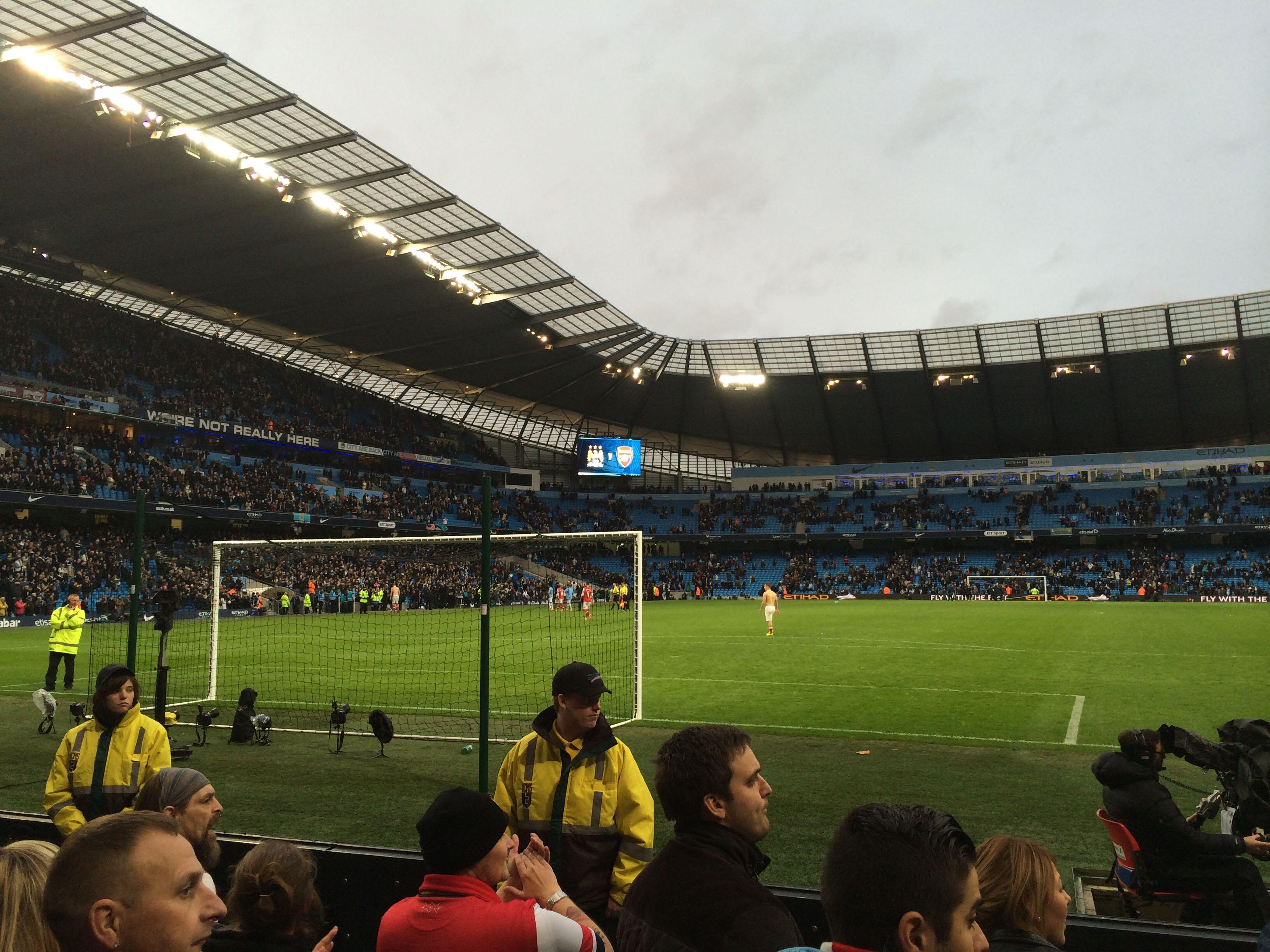 与队友之间 与队友之间